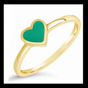 💚NWT💚dainty green enamel 14k gold plated ring
